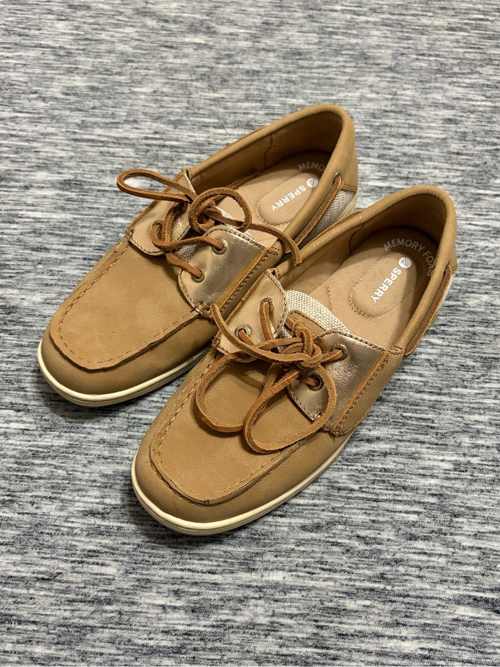 Sperry Like New Memory Foam Boat Shoes Ladies Size 6